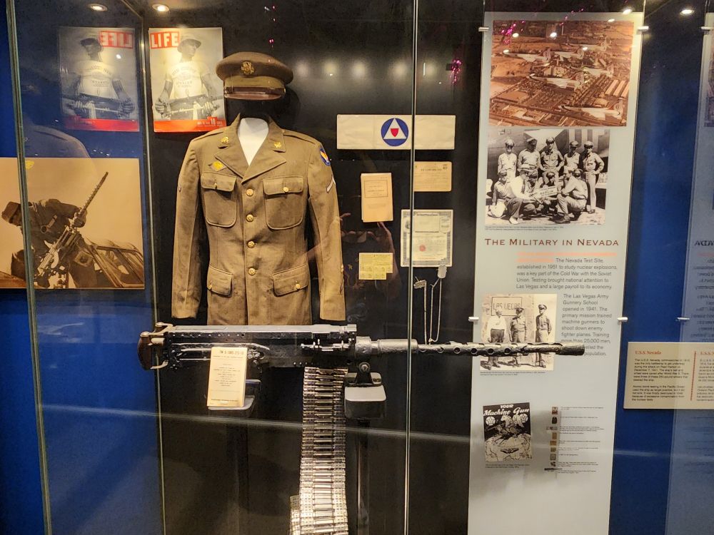 A museum display detailing the history of Las Vegas' air force gunnery program during World War 2.