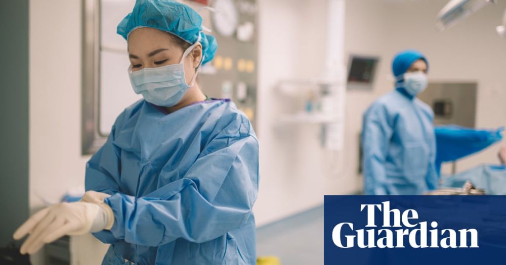 Patients have better outcomes with female surgeons, studies find