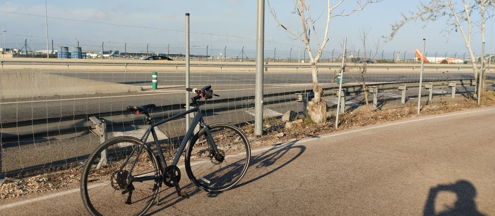 Carril bici Terminal 1 
