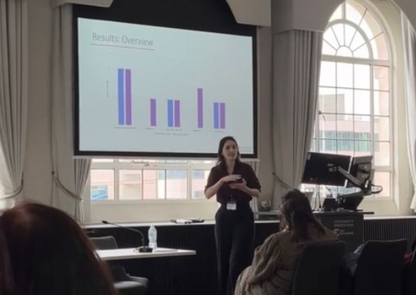 Caroline presenting a paper on feminist humor on SNL at PSA25.
