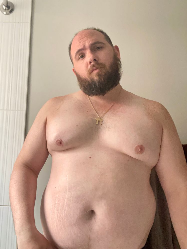 Shirtless pic