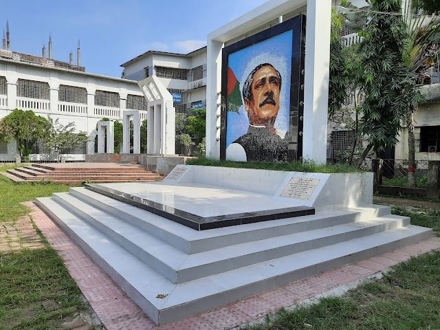 Photo of Narsingdi Government College sourced from google maps