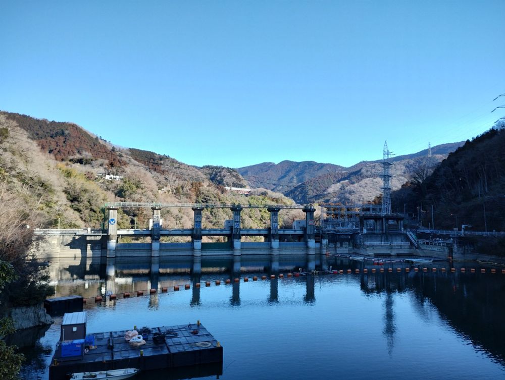 相模ダム