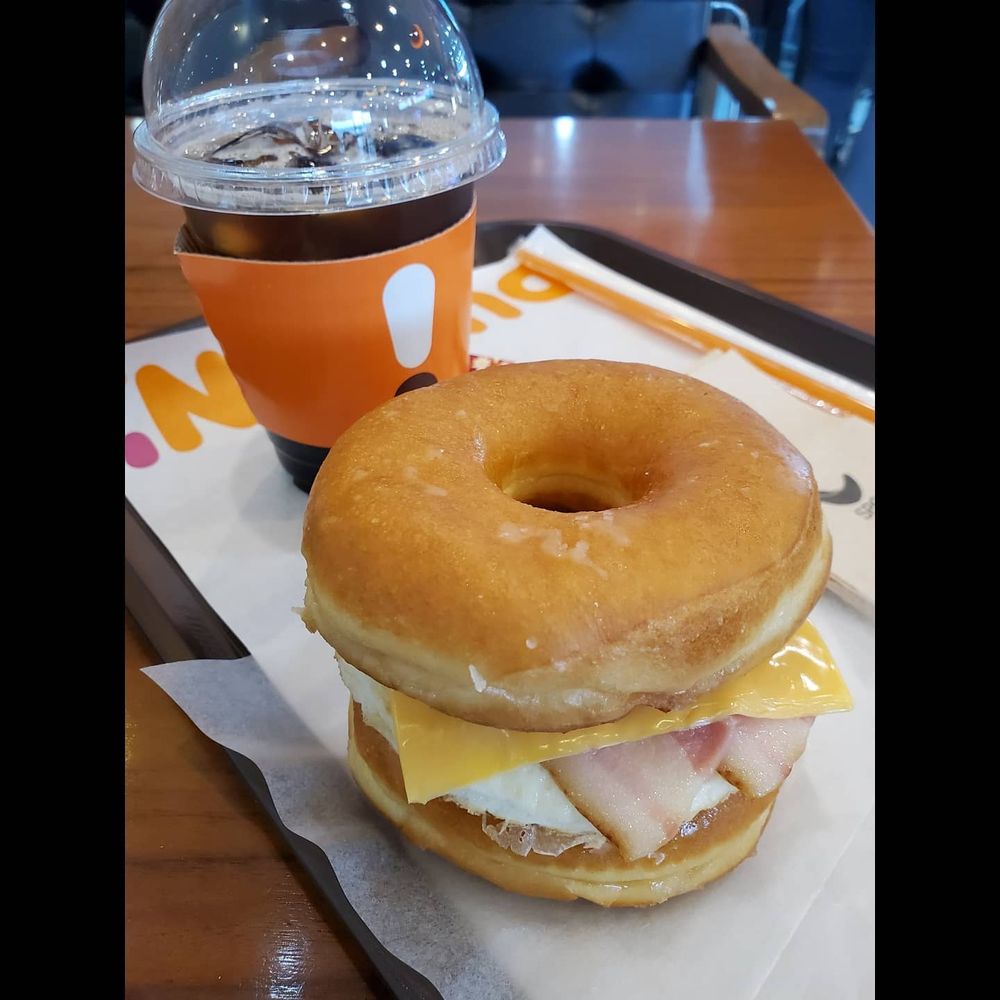 Bike trip days 4-5: Spa day at the UNESCO salt farms on Jeung-do, followed by a full day of riding in the pouring rain. 

#unesco #증도 #유네스코 (Part 3/3)