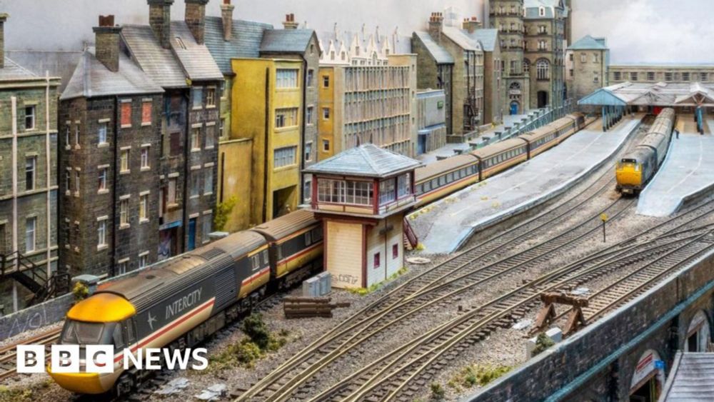 Model railway fan creates West Yorkshire town from cereal boxes