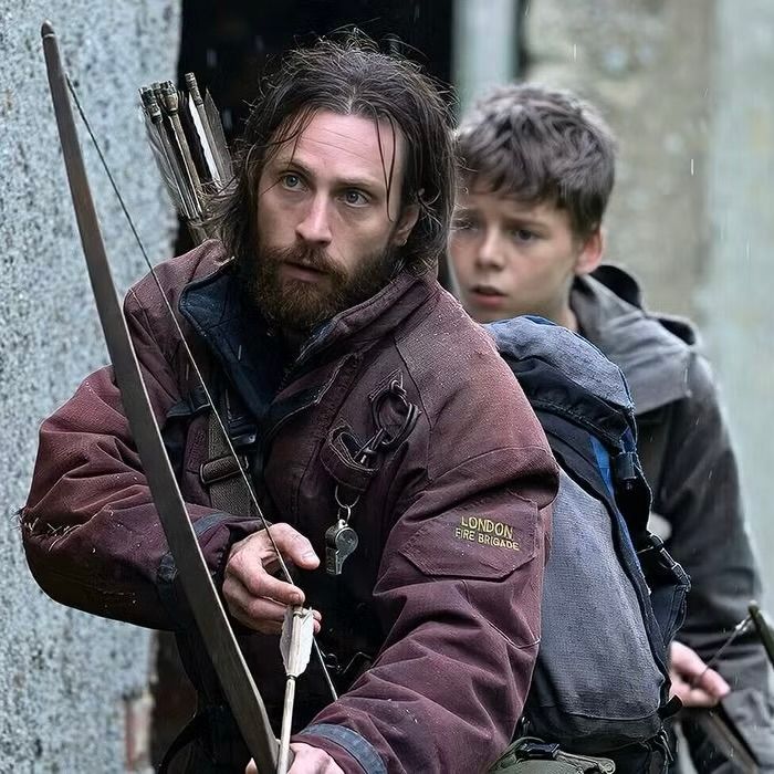 Aaron Taylor-Johnson and Alfie Williams come face to face with huge dong in 28 Years Later (2025).