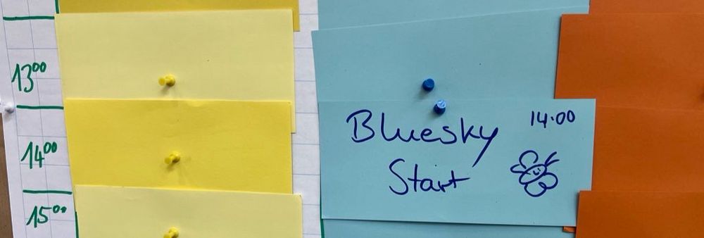 Flipchart mit Moderationskärtchen