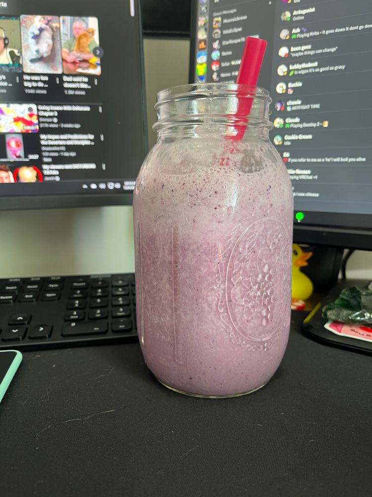 A fruit smoothie I made