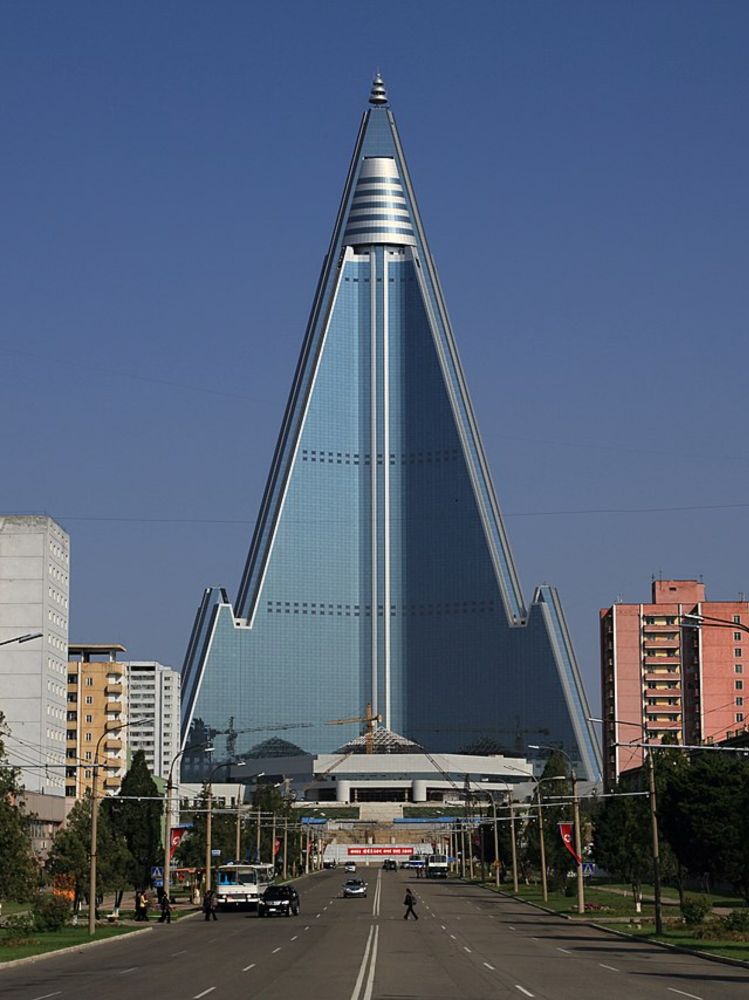 Ryugyong Hotel - Wikipedia