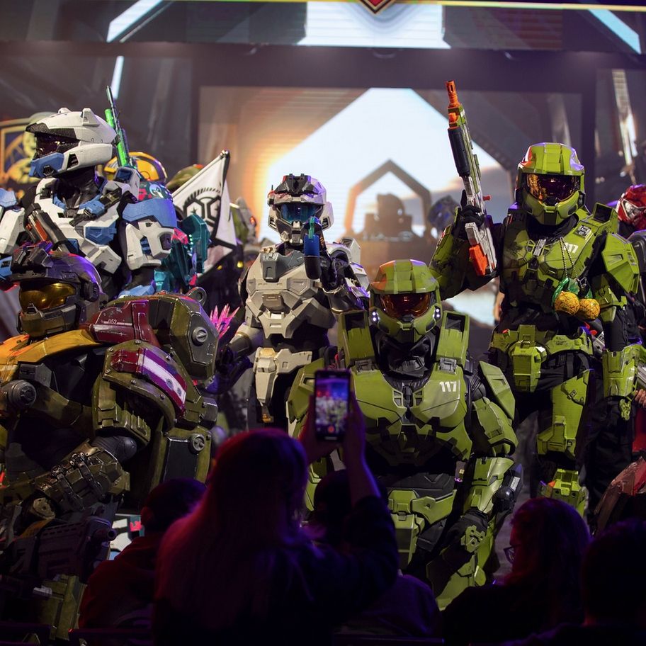Image of cosplayers at Halo World Championship 2024