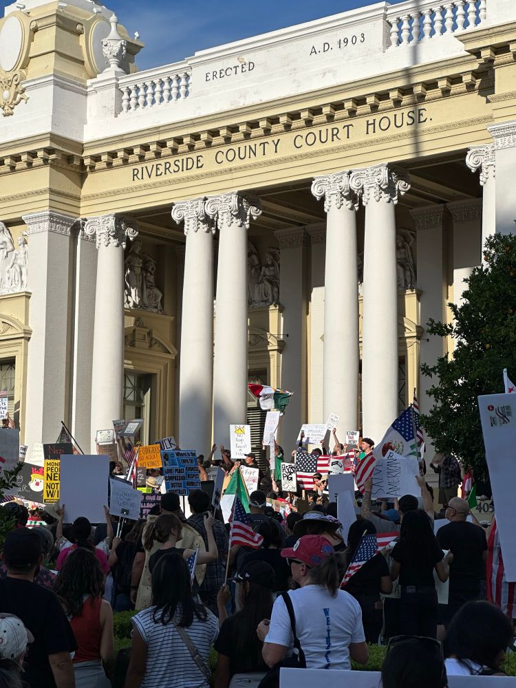 Protesters in front of Riverside county courthouse 