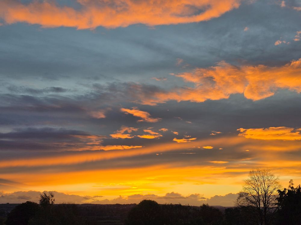 Lovely autumn sunset, looking from Ossett over the valley to Thornhill...
