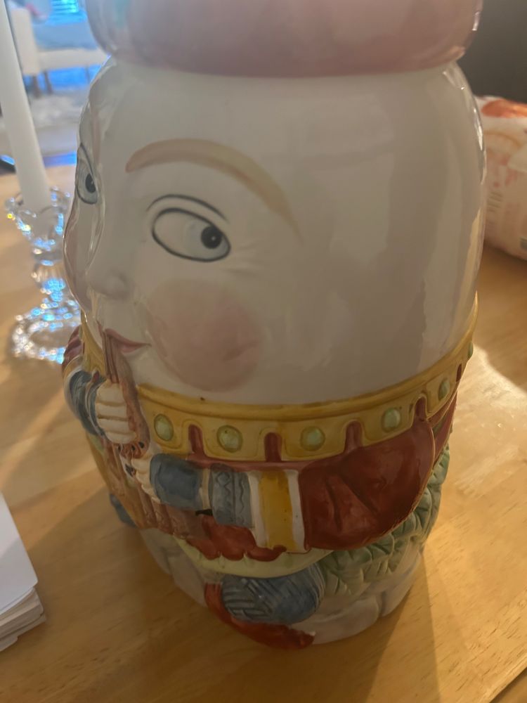 It’s a cookie jar 