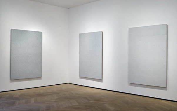 Photo de tableau d'exposition vide