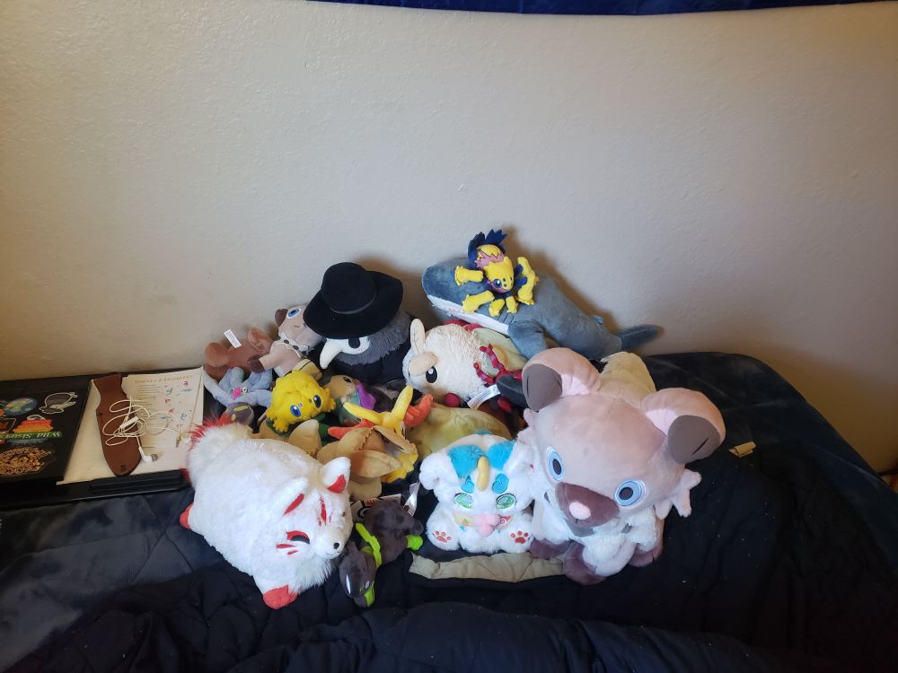 plushiesplushiesplushiesplushiesplushiesplushiesplushies
And also the knife I sleep with don't worry about that
plushiesplushiesplushiesplushiesplushiesplushiesplushies