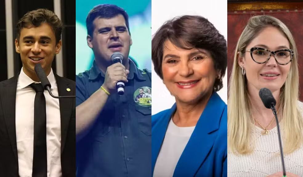 À esquerda, Nikolas terno escuro e gravata preta, falando ao microfone em um plenário — sorridente.

Ao lado, Engler de camisa escura segurando um microfone, usando pulseira amarela e botton com propaganda eleitoral.

A terceira pessoa é   Cláudia Romualdo de cabelo curto e escuro, sorrindo, usando blazer azul e camisa clara — imagem com fundo branco.

À direita,  Delegada Sheila loira de óculos e roupa clara, também diante de um microfone, posando em um cenário parlamentar.