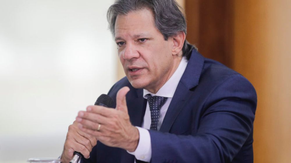 Haddad diz que 2.000 sites de bets sairão do ar nos próximos dias