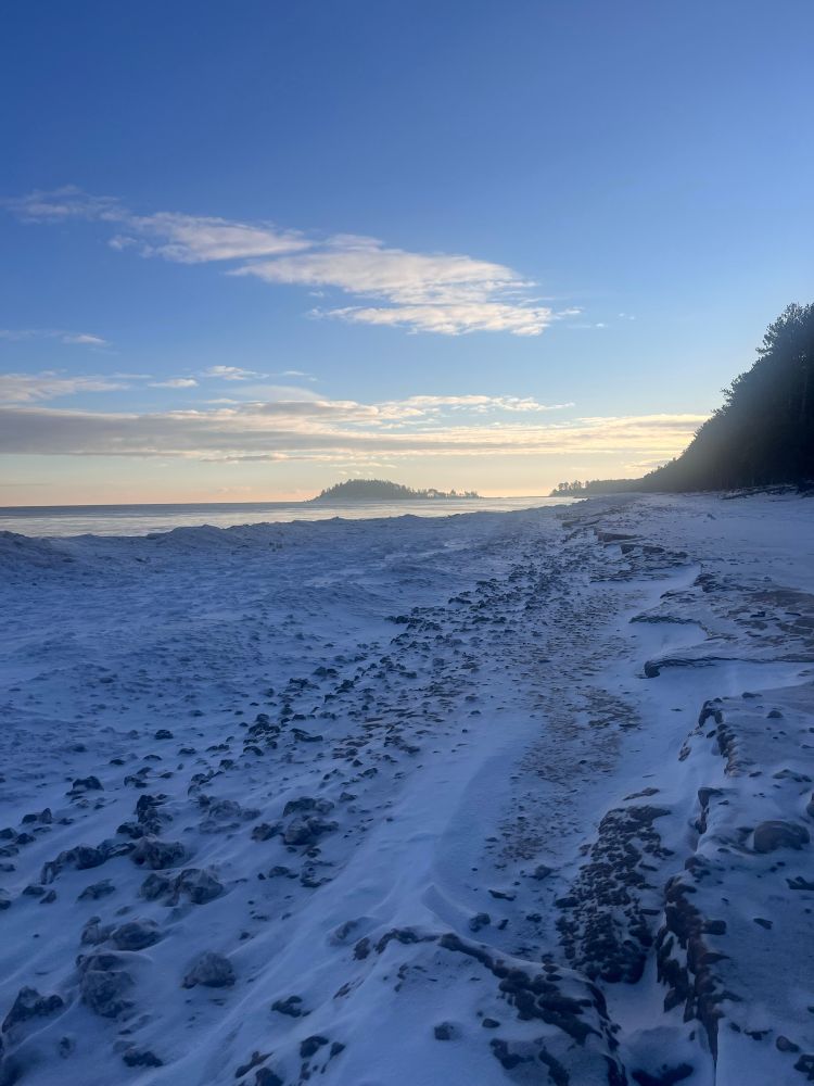 Frozen lakeshore of Lake Superior 