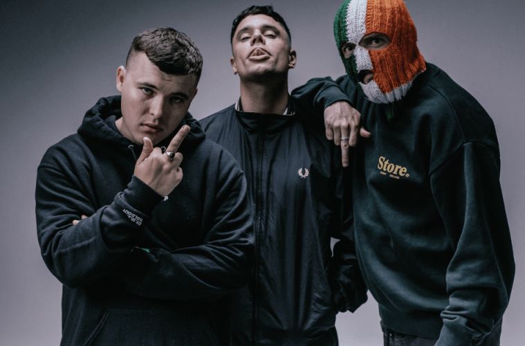 Foto del grupo de rap irlandés Kneecap