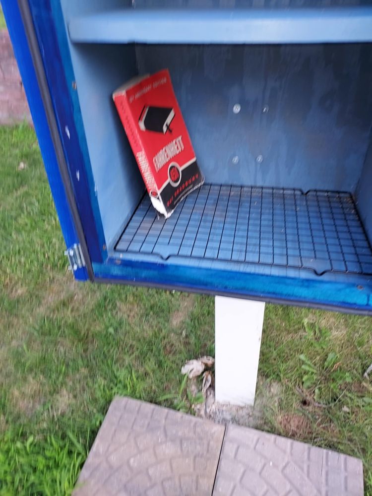 Oddly symbolic, with the books out of the LFL, someone returned my copy of Fahrenheit 451. I promise I'm not getting rid of all the books, reader!