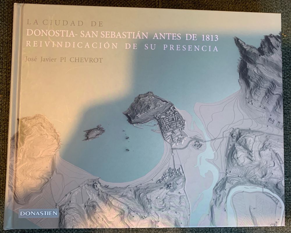 Picture of the front cover of Pi Chevrot's book on San Sebastian