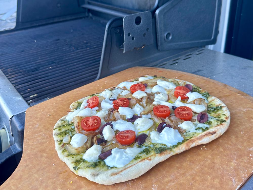 Grilled pizza