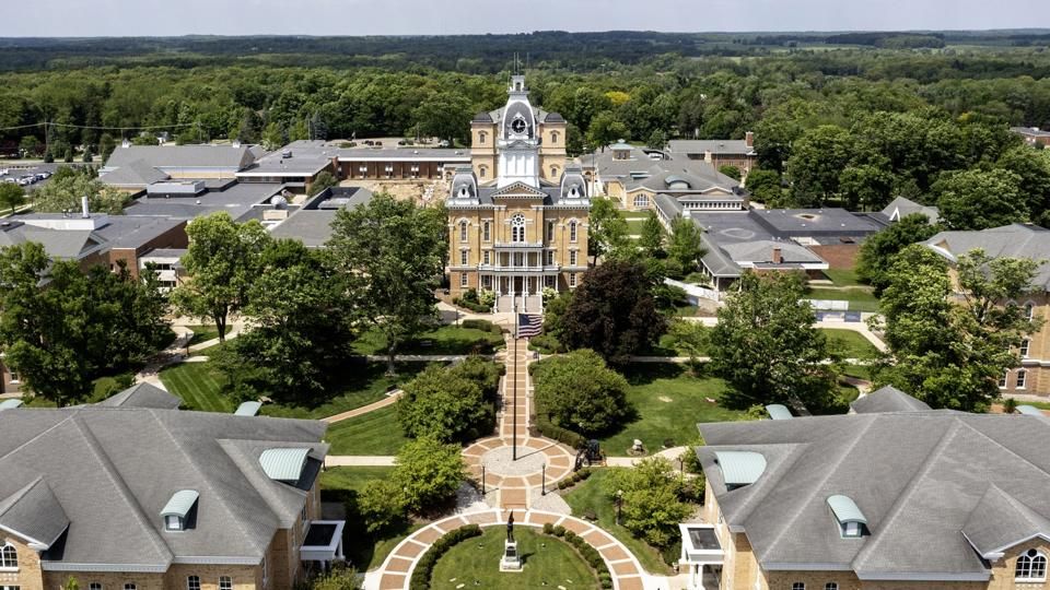 These 26 Rich Private Colleges Just Got A Tax Cut From Republicans