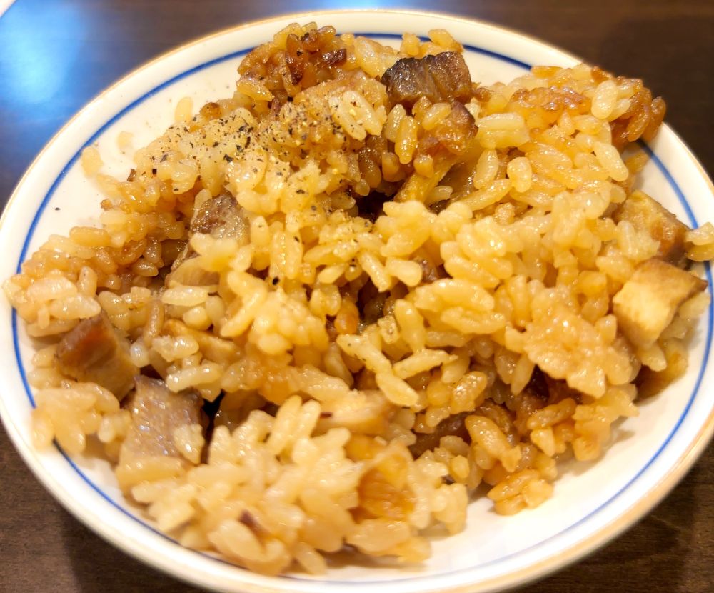 チャーシュー炊き込みごはん 350円