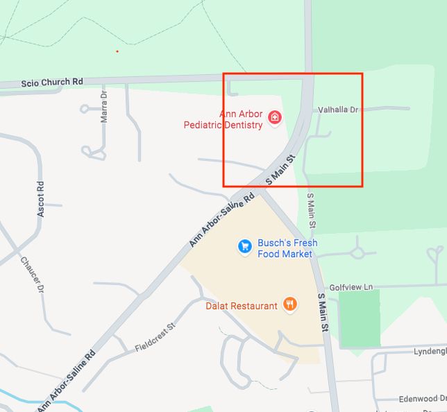 A map highlighting a section of S Main St where there is no bike lane and no side walk
