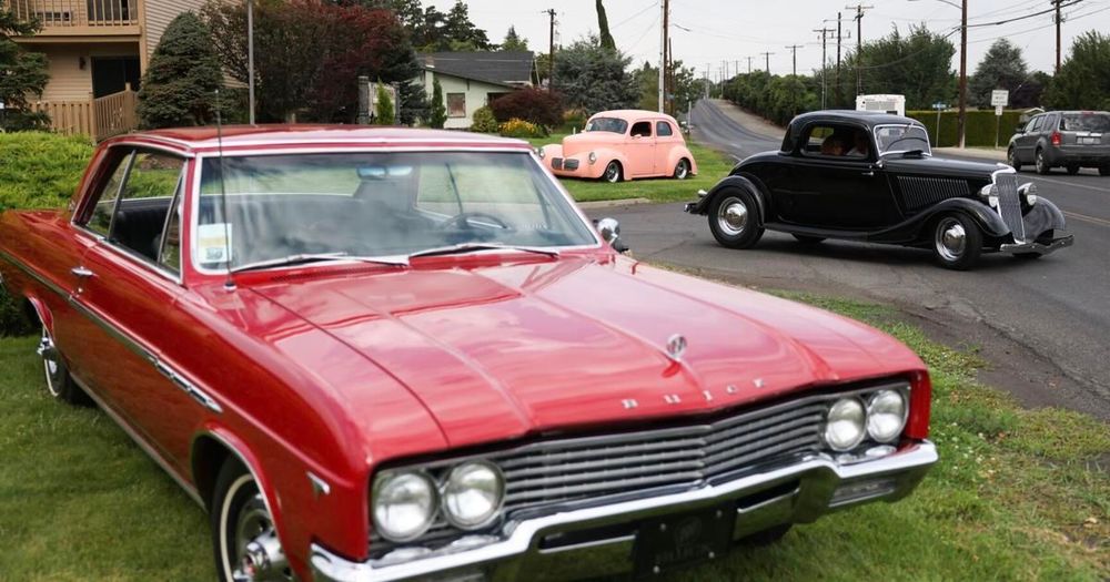 Yakima Valley weekend picks: Vintiques and Leo Adams art show return this weekend