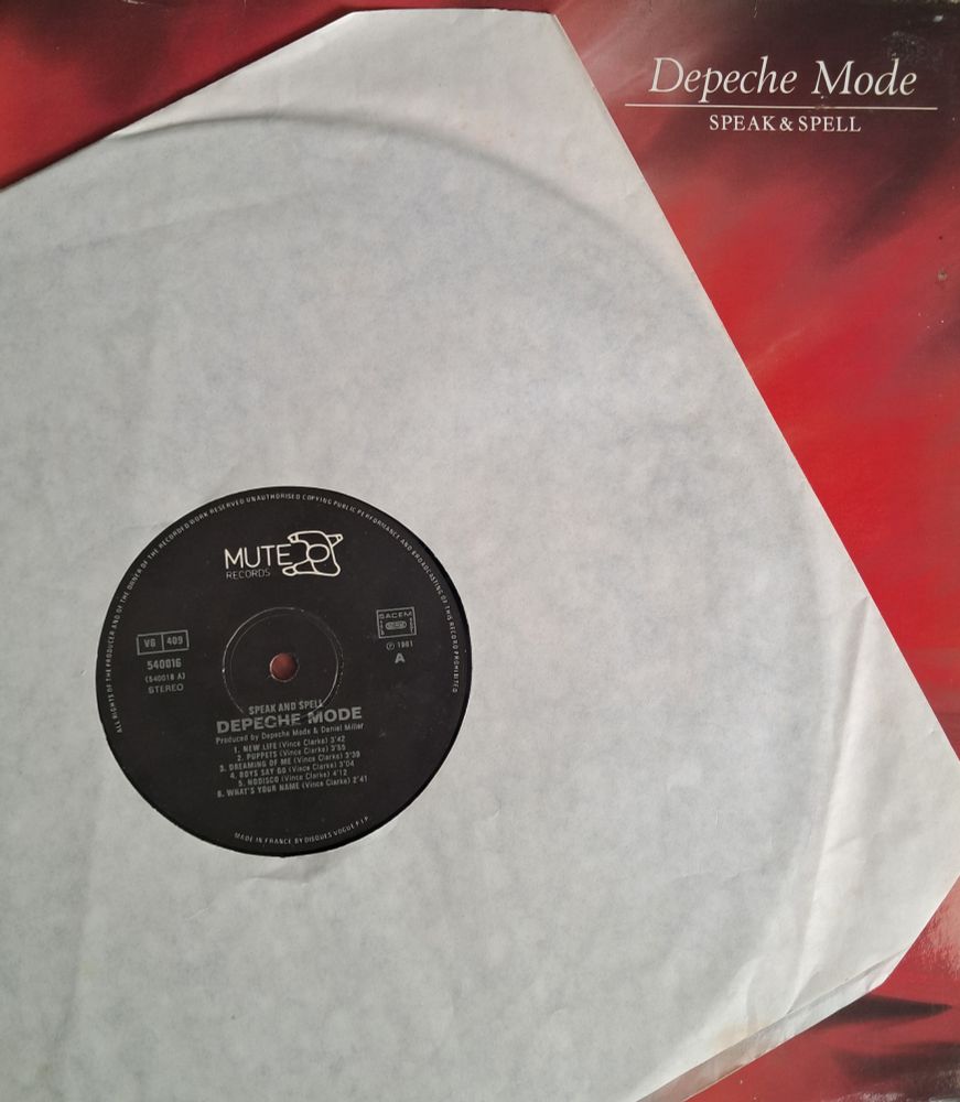 Image of the record with side A tracklist visible
