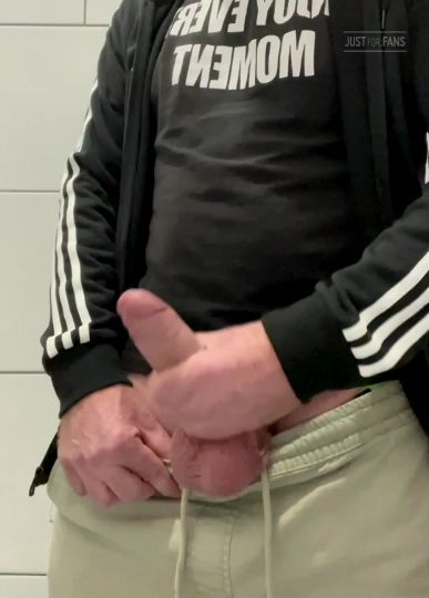 See more of me on JustFor.Fans. Someone else just joined my page! Check it out at: justfor.fans/RuivoGostoso?Source=NewFanBlueSky