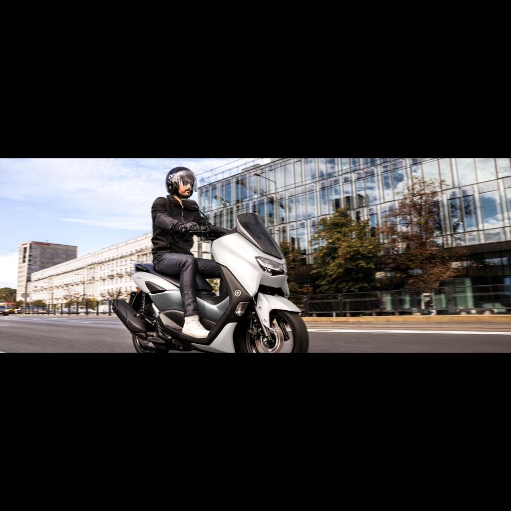 La DGT obligará a hacer un curso para conducir una 125cc. No es la única nueva medida para motoris...