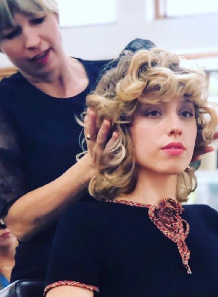 I am here. And this is me working. And I was never on Twitter and I have no idea what I'm doing here. But just like everybody else I'm mortified by what's happening at Meta.. so I'm here. so far I can't tell if I can post a video but anyway here I am say hi or follow or whatever... ❤️