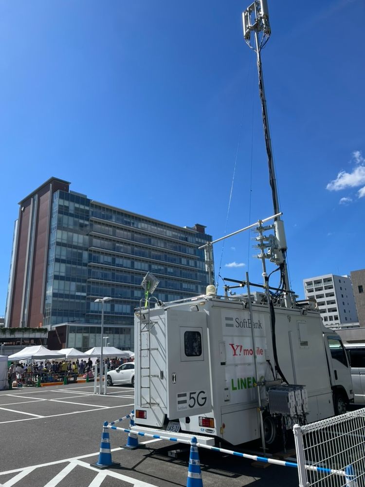 東広島市役所の駐車場にて