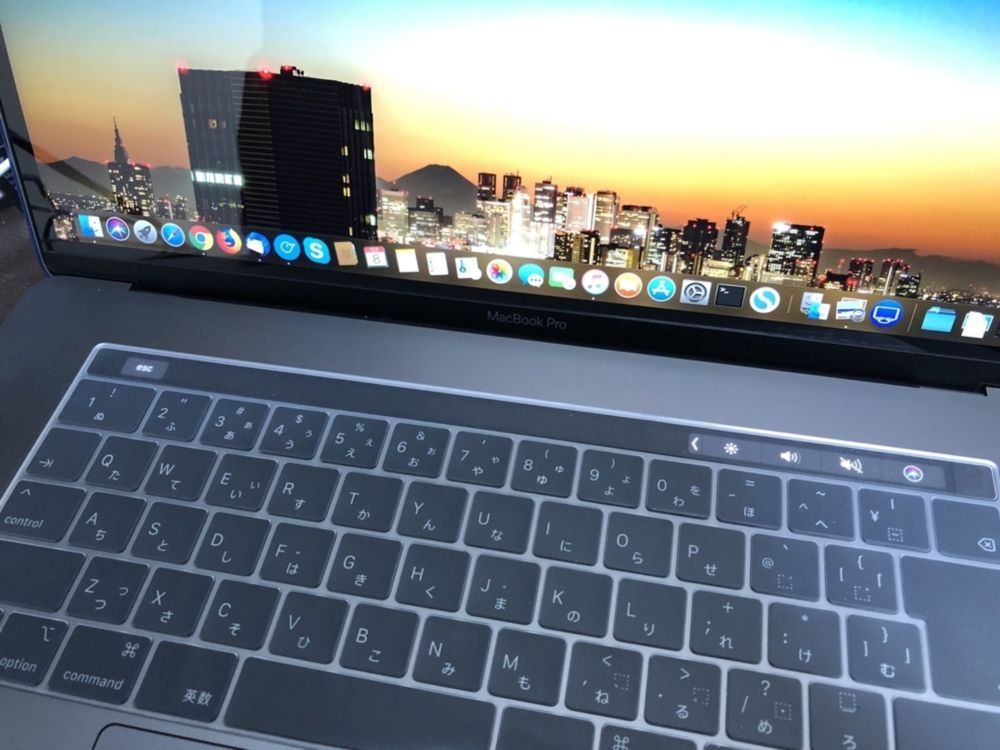 MacBook Pro(15-inch/2018)があったので・・・その・・・つい・・・ - Re:シルの日々の戯言。