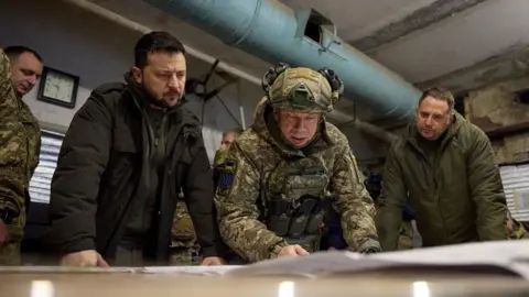 Zelensky with Ukrainian soldiers