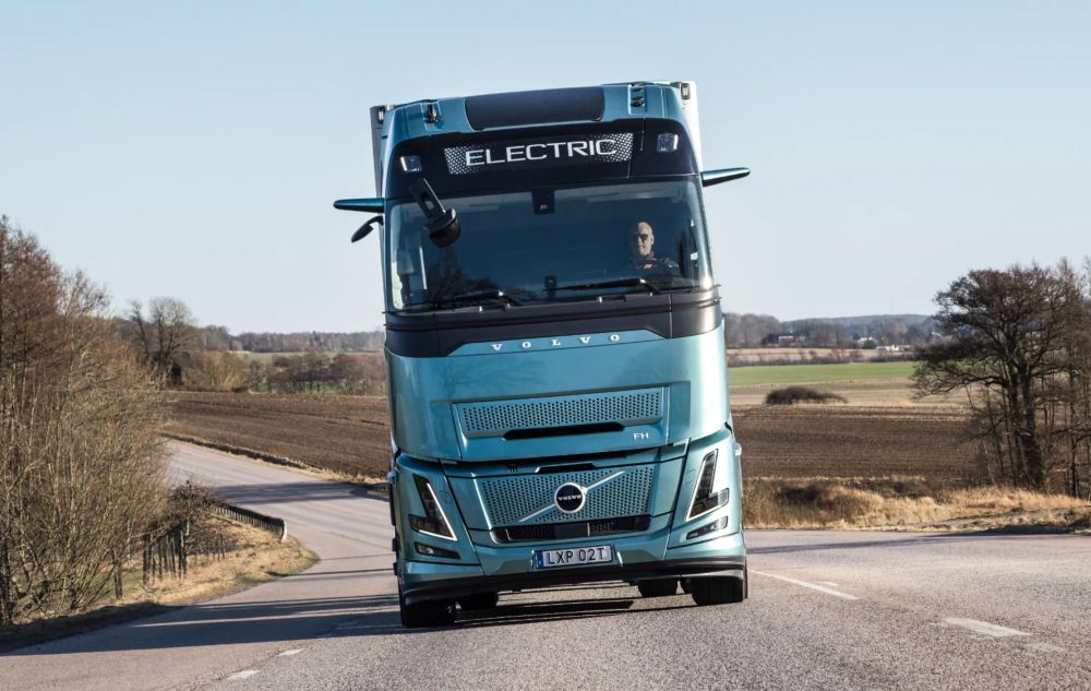 Volvo's new electric HGV has over 373 miles of range