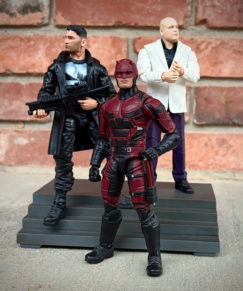 Photo of the Marvel Legends Netflix Daredevil and Punisher along with Disney+ Kingpin from Hawkeye.