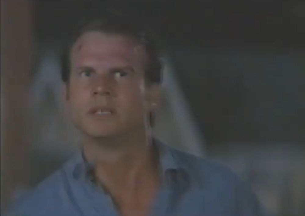 Bill Paxton doing ACTING in all capital letters 