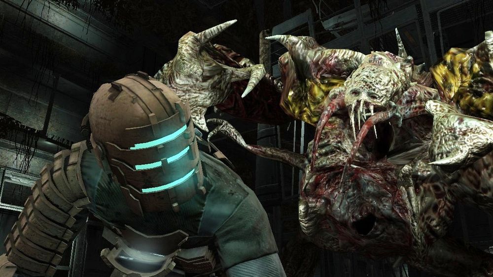 Dead Space screenshot showing a character in a spacesuit and an advancing alien creature