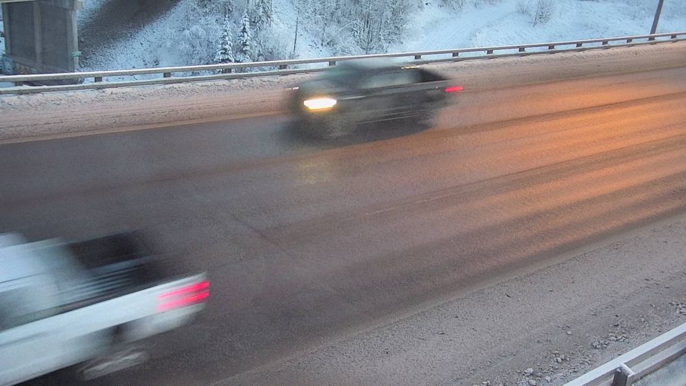 a picture from alaska's 511 cameras located on highway