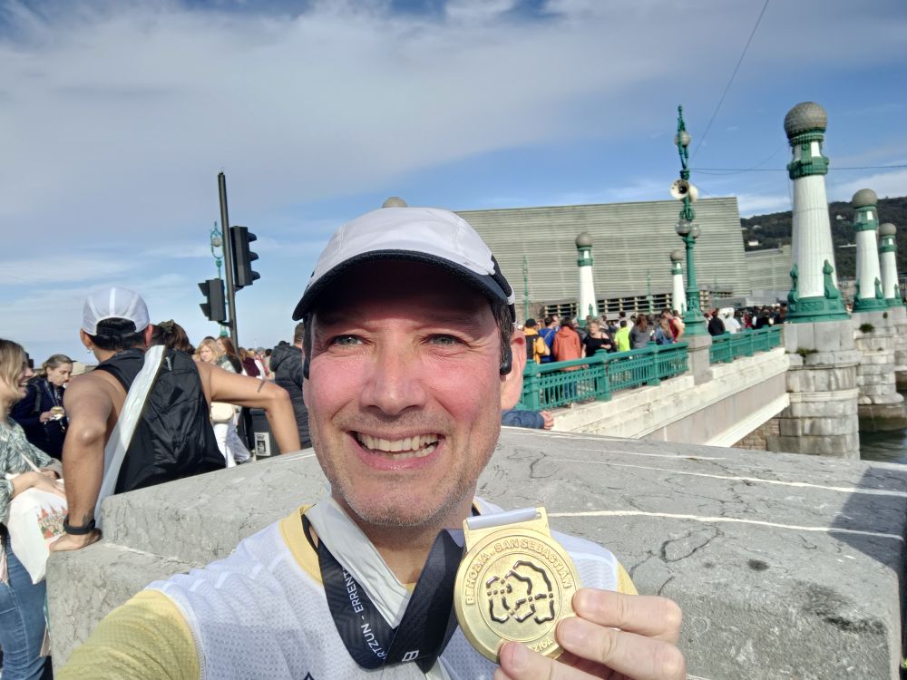 Con medalla de BSS 2024 finalizada con el Kursal al fondo