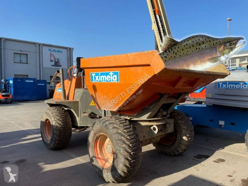 Spanish reticulated dumptruck brand Tximela got a re-brand to Tximeta, and is carrying a large photoshopped fish in its bed