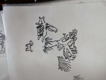 The photos show sections of a first paper prototype of the game ‘My Grandma(88)’. These are hand-drawn and then cut-out NPCs and objects with which the human game master could let the players interact. 