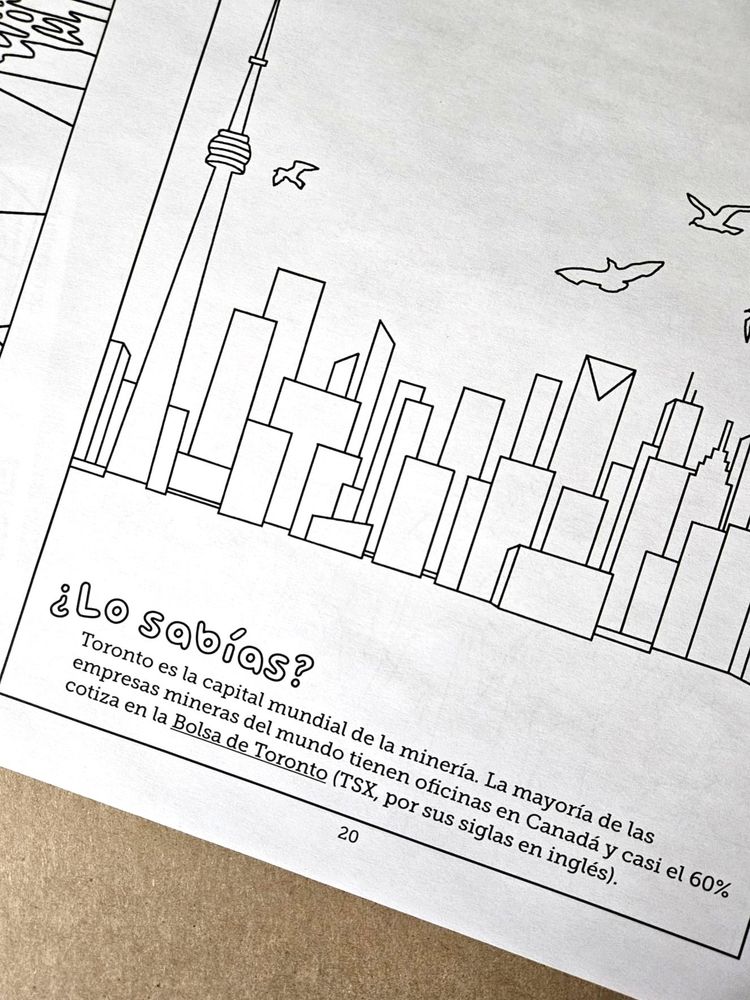 Linear illustration of Toronto's landscape (colouring book style) with the following words in Spanish: "¿Lo sabías?: Toronto es la capital mundial de la minería. La mayoría de las empresas mineras en el mundo tienen oficinas en Canadá y casi el 60% cotiza en la Bolsa de Toronto (TSX, por sus siglas en inglés)."