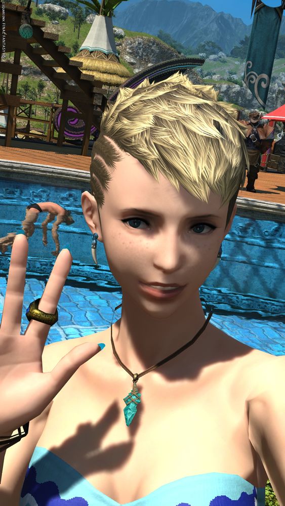 Katina by the pool at the Moonfire Faire event, taking a selfie. Urianger is floating on his stomach in the background, clearly struggling.