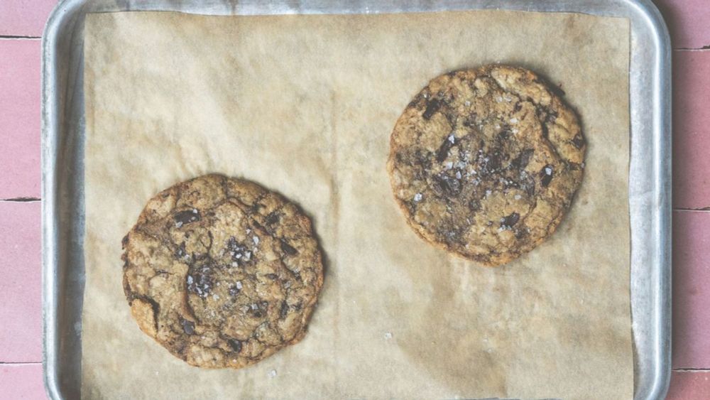 Giant thin and crispy brown butter chocolate chip cookies recipe