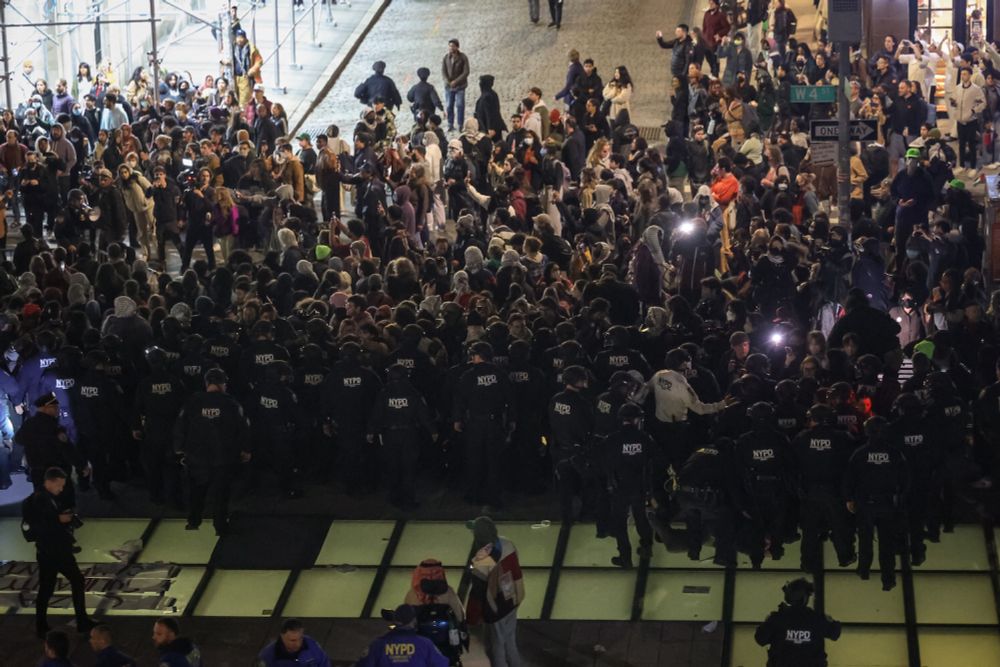 Students arrested at Gould Plaza required to complete ‘dozens of writing assignments,’ faculty group says