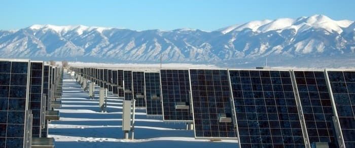 Political shifts and crises may dominate the headlines, and fossil fuel share may shrink only gradually. But behind the scenes, the energy transition is alive and winning.